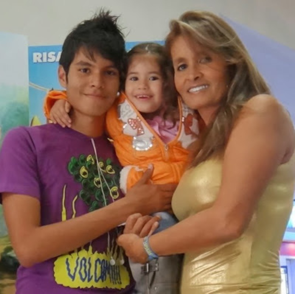 Meet your Posher, Alicia